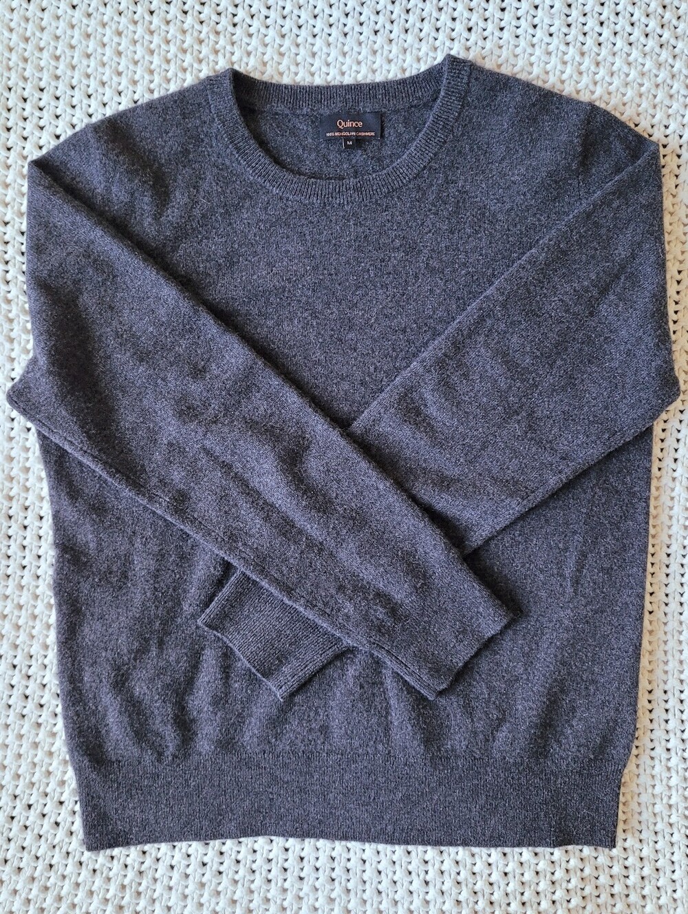 Quince 100% Cashmere Crewneck Sweater In Charcoal